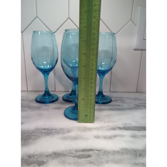 Cristar Sky Blue Wine Glasses, 13 oz Water Goblets, Sky Blue Glassware, Set of 4 - Picture 8 of 10